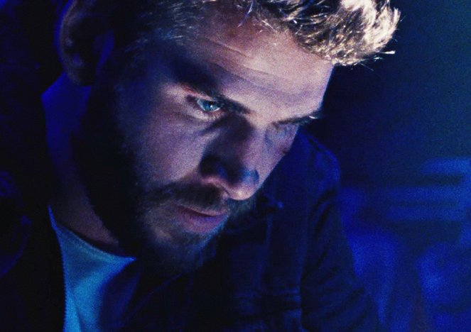 El informante - De la película - Liam Hemsworth