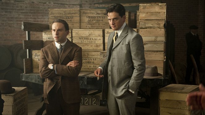 Boardwalk Empire - Ehrlicher Lohn für ehrliche Arbeit - Filmfotos - Anatol Yusef, Vincent Piazza