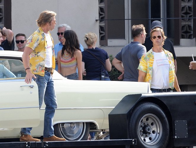 Once Upon a Time in Hollywood - Van de set - Brad Pitt