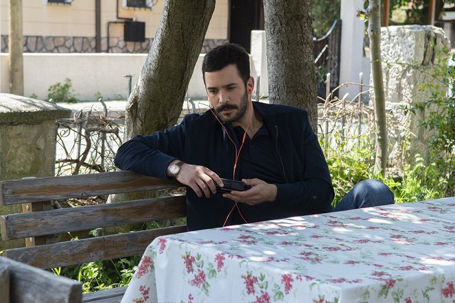 Kuzgun - Episode 13 - De la película - Barış Arduç