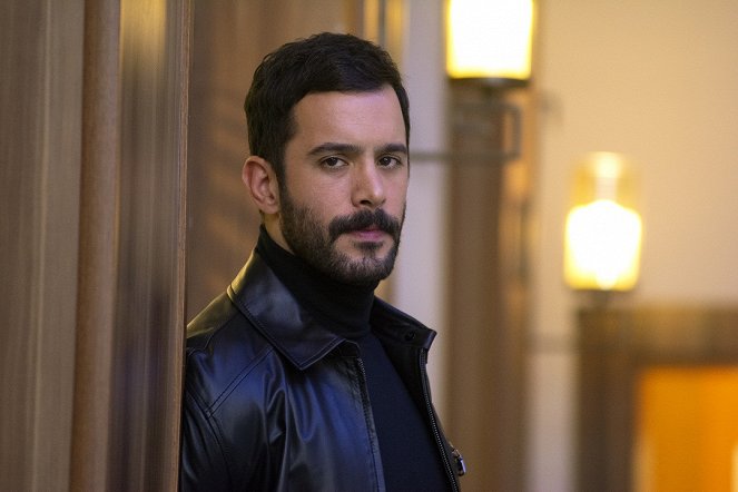 Kuzgun - Episode 8 - Z natáčení - Barış Arduç