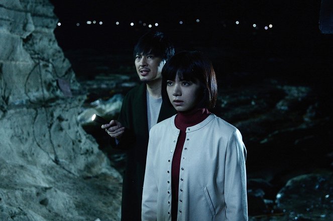Sadako - Z filmu - Takashi Tsukamoto, Eliza Ikeda