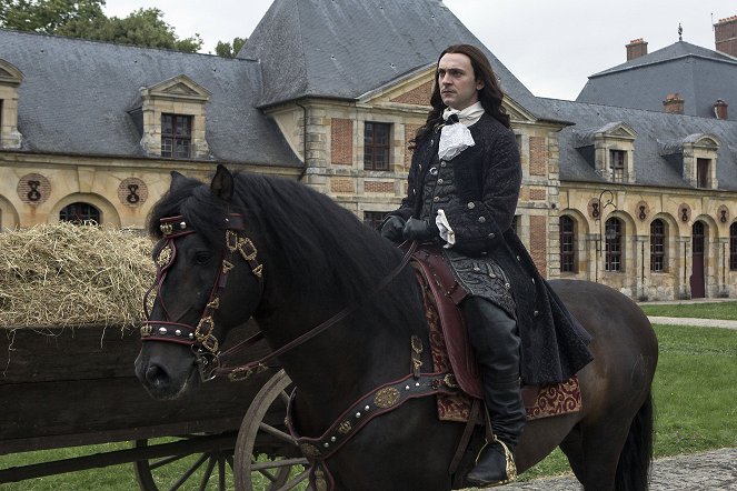 Versailles - Season 3 - Le Livre des révélations - Film - George Blagden