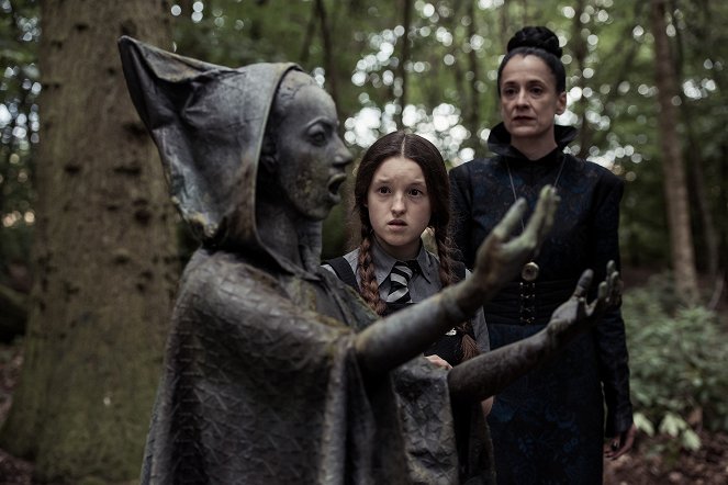 The Worst Witch - Season 3 - Bad Magic - Kuvat elokuvasta - Bella Ramsey, Raquel Cassidy