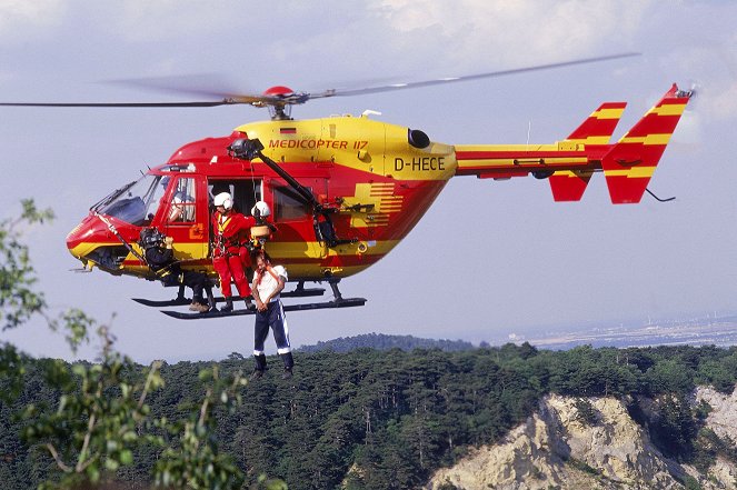 Medicopter 117 - Jedes Leben zählt - Das Feuerwerk - Filmfotos