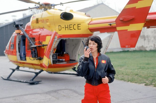 Medicopter 117 - Volný pád - Z filmu - Julia Cencig