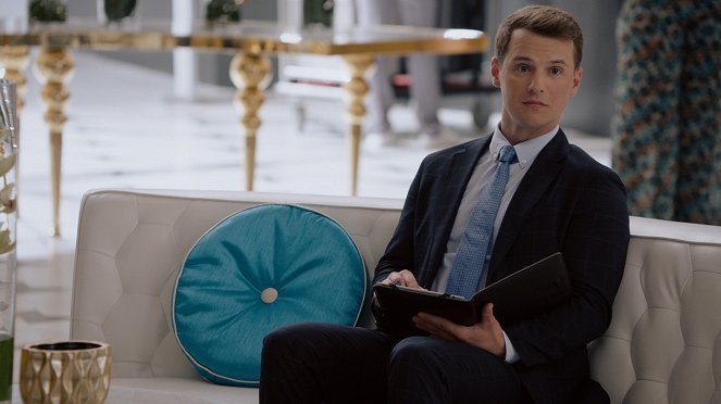 Grand Hotel - Liebe deinen Nächsten - Filmfotos - Freddie Stroma