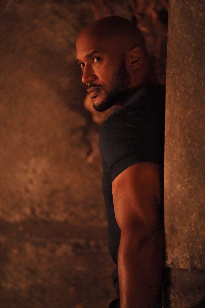 Agents of S.H.I.E.L.D. - From the Ashes - Kuvat elokuvasta - Henry Simmons
