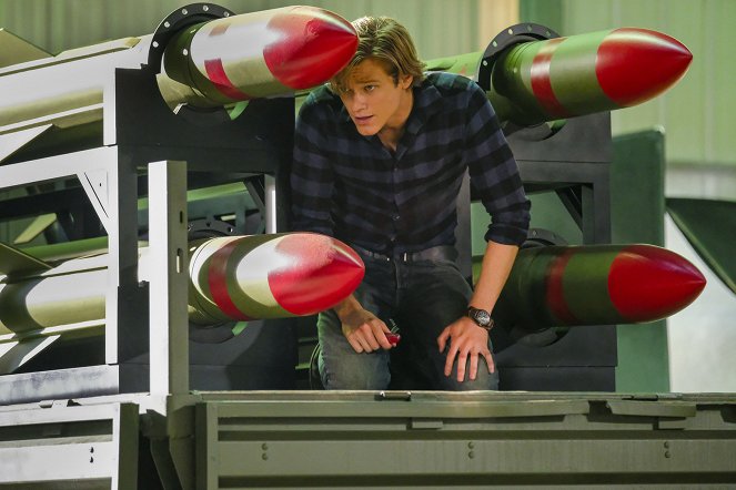 MacGyver - Mac + Fallout + Jack - Film - George Eads