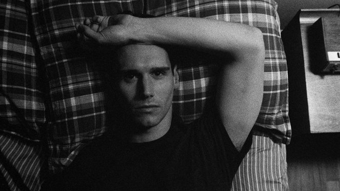 1985 - Do filme - Cory Michael Smith