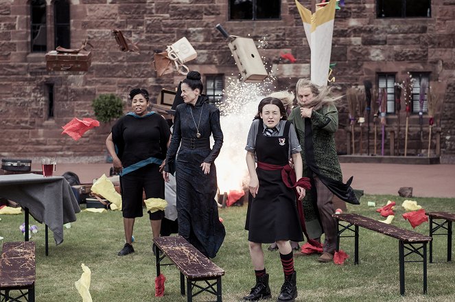 The Worst Witch - Season 3 - Ethel Hallow Saves the Day - Part 2 - Photos - Raquel Cassidy, Bella Ramsey, Philip Martin Brown