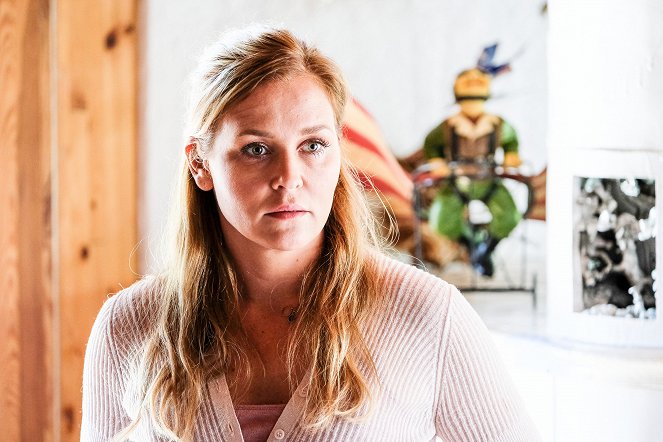 Lena Lorenz - Szülésznő az Alpokban - Season 5 - Testvéri szeretet - Filmfotók