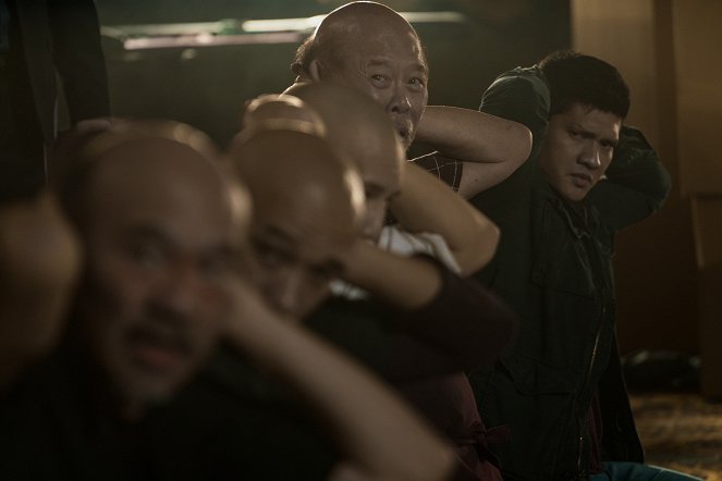 Os Assassinos Wu - Frango apimentado - Do filme - Colin Foo, Iko Uwais