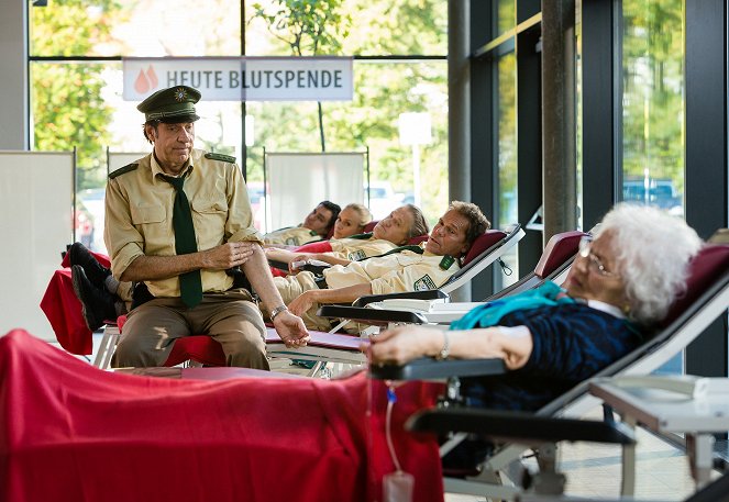 Hubert und Staller - Bis zum letzten Tropfen - Photos