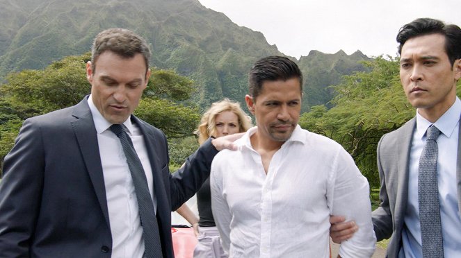 Magnum P.I. - The Day It All Came Together - Photos - Brian Austin Green, Jay Hernandez, Jonathan Ohye