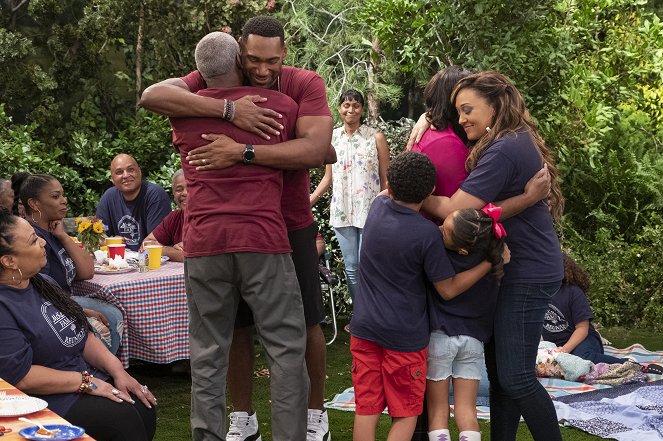 Family Reunion - Remember How This All Started? - Photos - Anthony Alabi, Tia Mowry-Hardrict