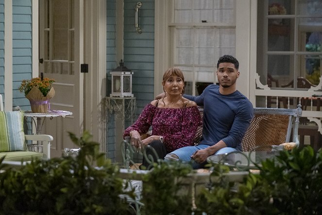 Family Reunion - Remember When the Party Was Over? - Photos - Telma Hopkins, Rome Flynn