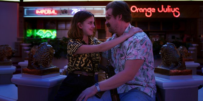 Stranger Things - Season 3 - Do filme - Millie Bobby Brown, David Harbour