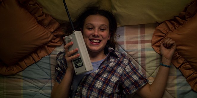 Stranger Things - Season 3 - Chapter One: Suzie, Do You Copy? - Photos - Millie Bobby Brown