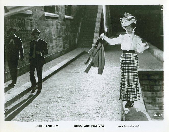 Jules and Jim - Lobby Cards - Jeanne Moreau