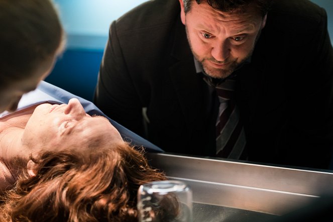 Brokenwood – Mord in Neuseeland - Season 3 - Der schwarze Witwer - Filmfotos - Neill Rea