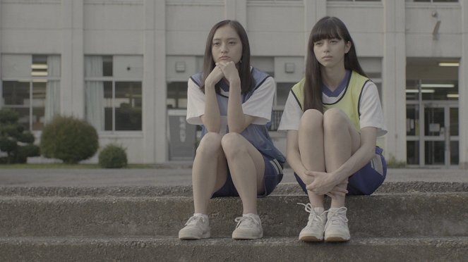 Tadaší basu no miwakekata - Z filmu - Minori Hagiwara, Ayami Nakajo