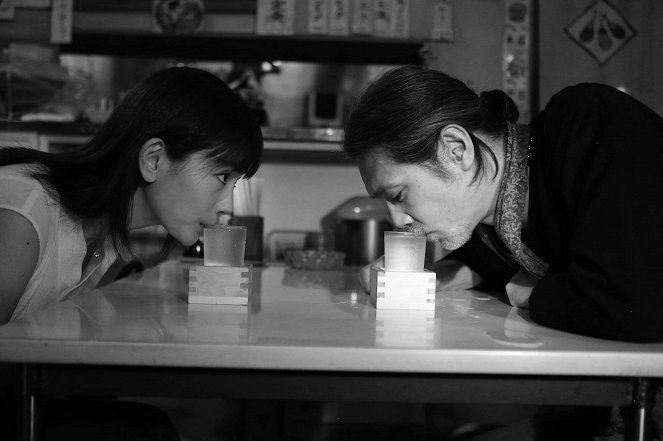 Kage ni dakarete nemure - De la película - Yu-ri Sung, 加藤雅也