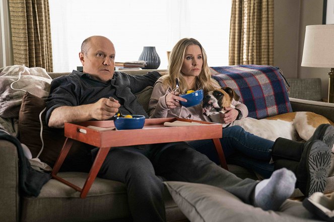 Veronica Mars - Years, Continents, Bloodshed - Photos - Enrico Colantoni, Kristen Bell