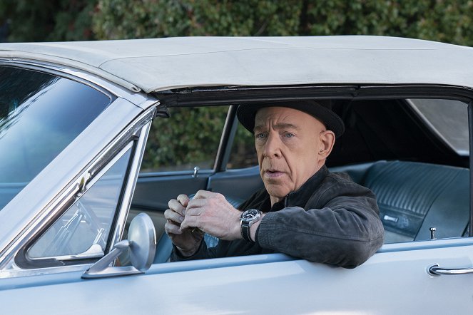 Veronica Mars - Years, Continents, Bloodshed - Photos - J.K. Simmons