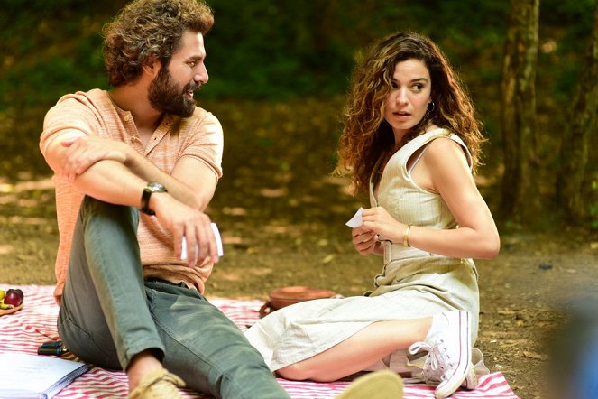 My Sweet Lie - Episode 8 - Photos - Furkan Palalı, Aslı Bekiroğlu