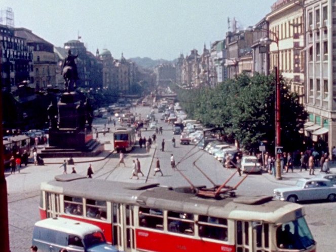 Czechoslovakia: Portrait of a Tragedy - Van film
