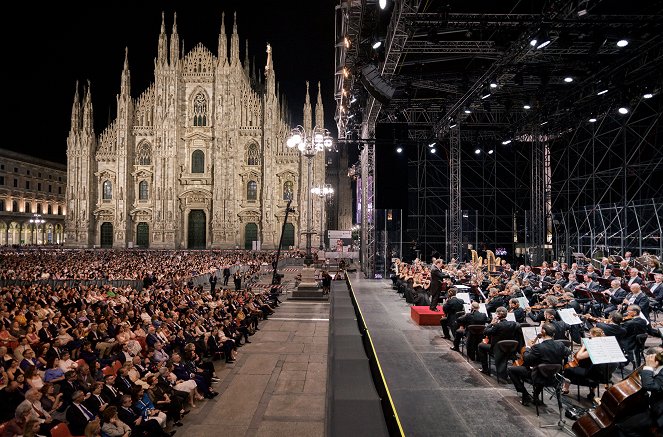 Concert de la place du Dôme de Milan 2019 - Antonin Dvorak : Symphonie "Du Nouveau monde" - De la película