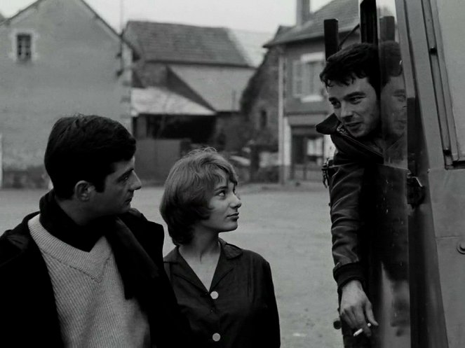 A szép Serge - Filmfotók - Jean-Claude Brialy, Bernadette Lafont, Gérard Blain
