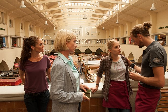 Kriminálka Stuttgart - Tod in der Markthalle - Z filmu - Yvonne Burbach, Astrid M. Fünderich, Cornelia Ivancan