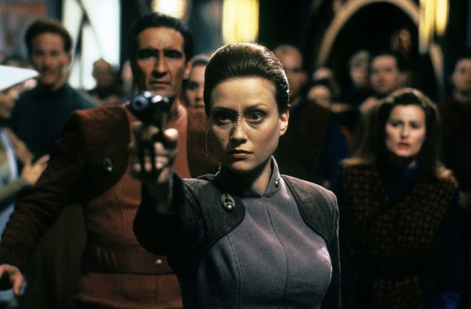 Star Trek: Deep Space Nine - Season 1 - In the Hands of the Prophets - Van film