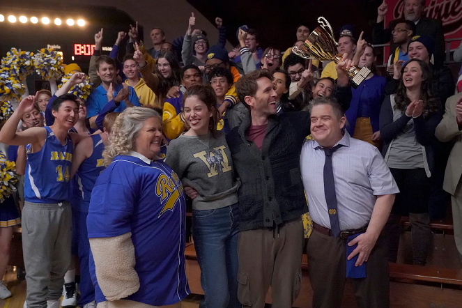 A.P. Bio - Season 2 - Ride the Ram - Z filmu - Paula Pell, Elizabeth Alderfer, Glenn Howerton, Patton Oswalt