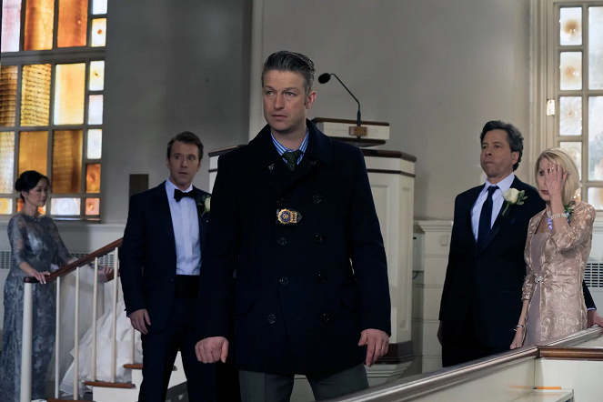 Law & Order: Special Victims Unit - Dearly Beloved - Photos - T.J. Thyne, Peter Scanavino