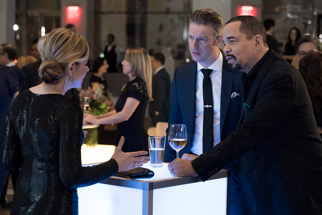 Law & Order: Special Victims Unit - Blackout - Photos - Callie Thorne, Peter Scanavino, Ice-T