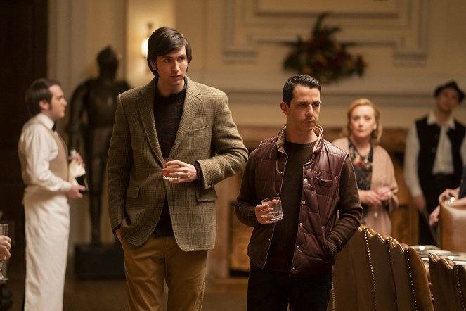 Succession - Season 2 - Photos - Nicholas Braun, Jeremy Strong