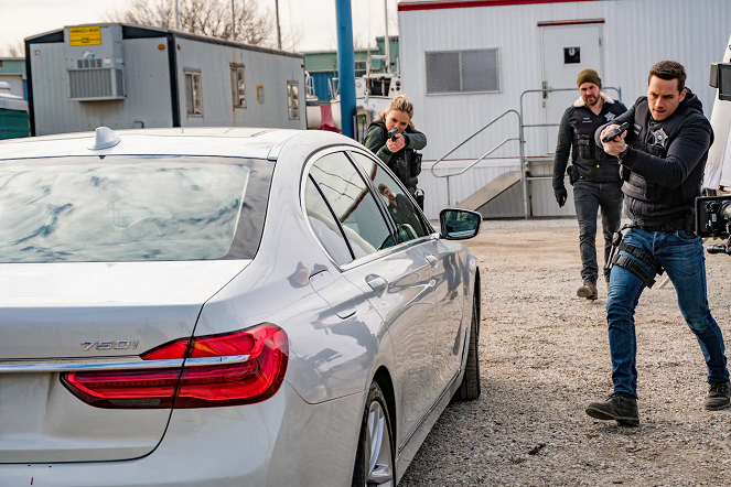 Chicago P.D. - Confession - De la película - Tracy Spiridakos, Patrick John Flueger, Jesse Lee Soffer