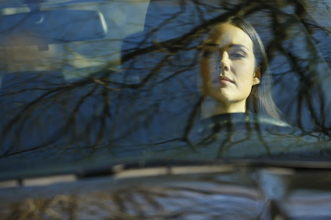 Feketelista - Hajnal - Filmfotók - Megan Boone