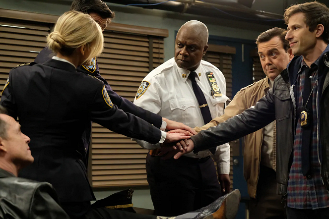 Brooklyn Nine-Nine - Season 6 - The Suicide Squad - Kuvat elokuvasta - Andre Braugher, Joe Lo Truglio, Andy Samberg