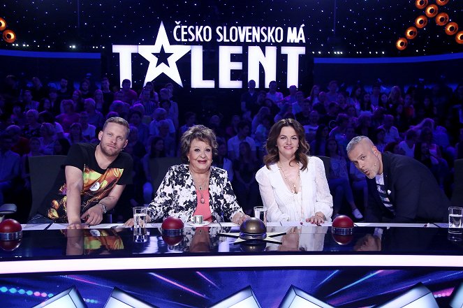 Česko Slovensko má talent 8 - Promoción - Jakub Prachař, Jiřina Bohdalová, Marta Jandová, Jaroslav Slávik