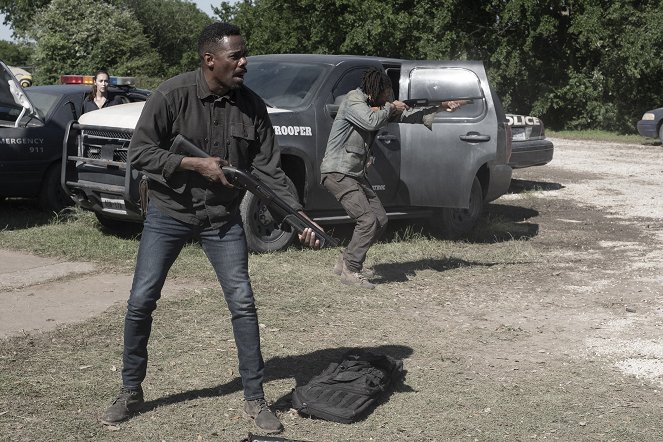 Fear the Walking Dead - Die Straßenblockade - Filmfotos - Colman Domingo