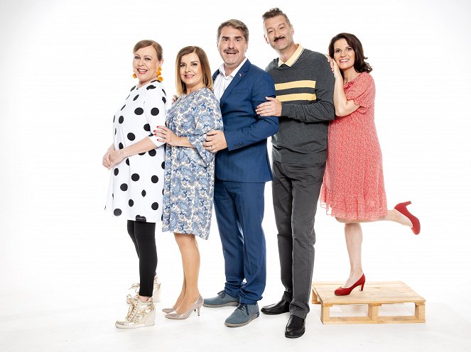 Susedia - Season 7 - Werbefoto - Marta Sládečková, Zuzana Tlučková, Peter Marcin, Andy Kraus, Viki Ráková
