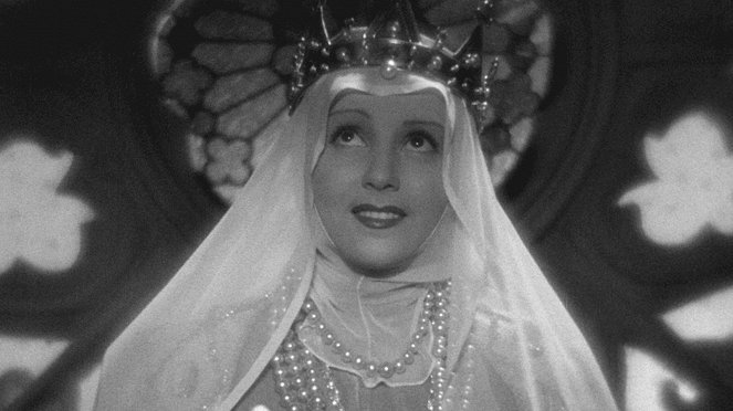 Les Perles de la couronne - Kuvat elokuvasta