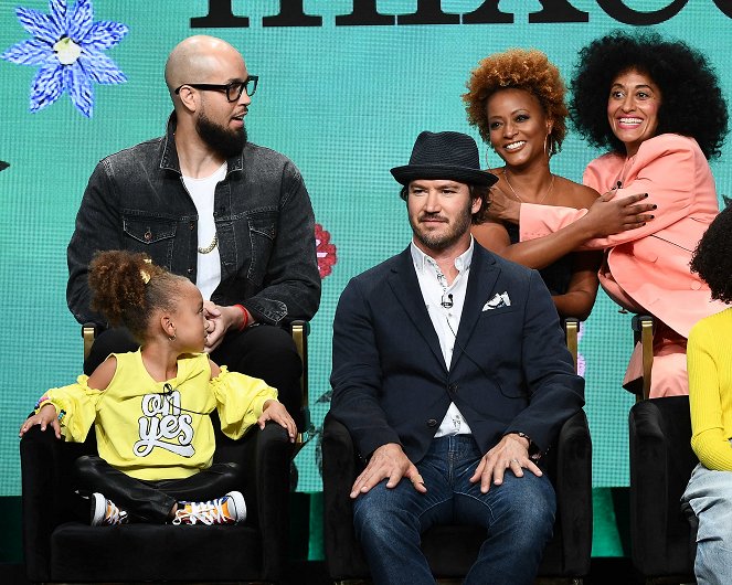 Mixed-ish - Rendezvények - The cast and producers of ABC’s “mixed-ish” address the press at the ABC Summer TCA 2019, at The Beverly Hilton in Beverly Hills, California