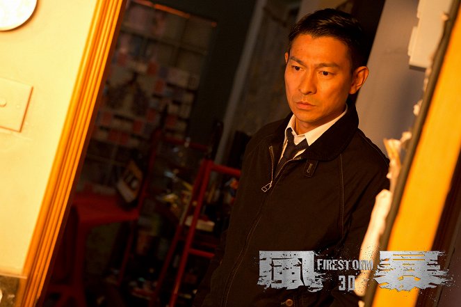 Feng bao - Lobby karty - Andy Lau