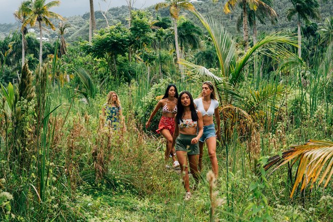 47 Meters Down: Uncaged - Film - Sophie Nélisse, Corinne Foxx, Brianne Tju, Sistine Rose Stallone