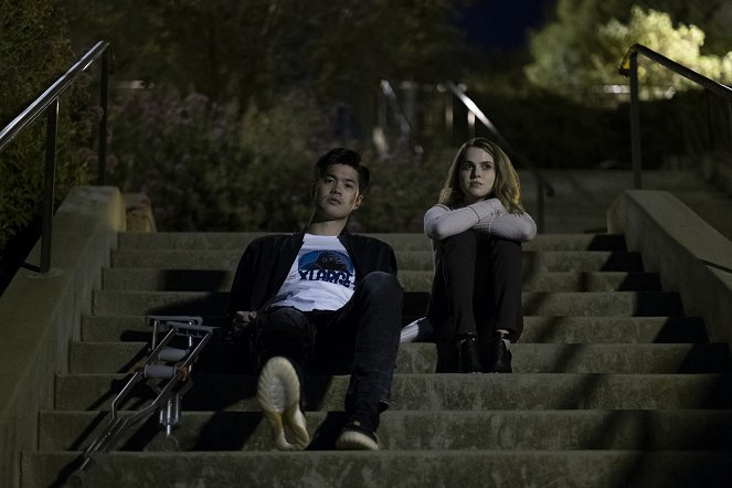 13 Reasons Why - Season 3 - If You're Breathing, You're a Liar - Photos - Ross Butler, Anne Winters